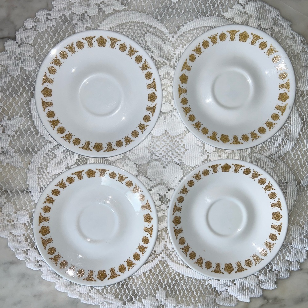 Set of 4 vintage butterfly gold pattern saucer set